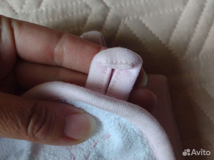 Новое полотенце уголок OVS купания 75*75см девочки