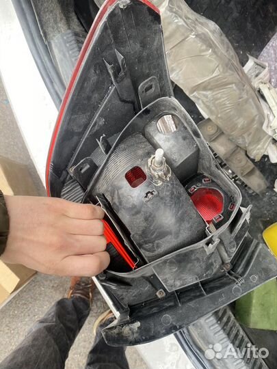 Фонарь задний левый volkswagen polo sedan