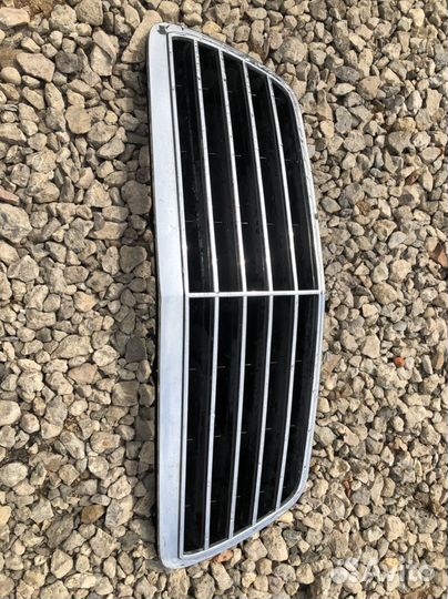 Решетка радиатора Mercedes w210