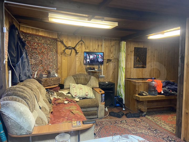 Гараж, > 30 м²