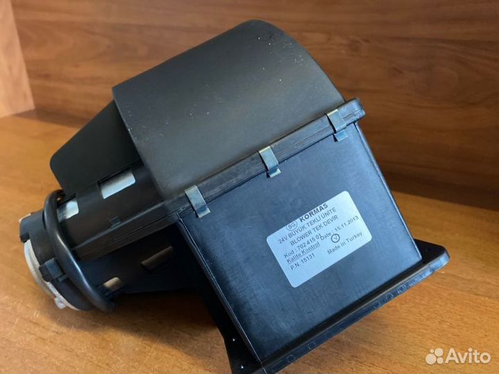 Мотор печки 24V/7A односкоростной улитка