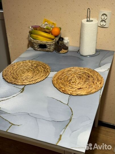 Кухонный стол