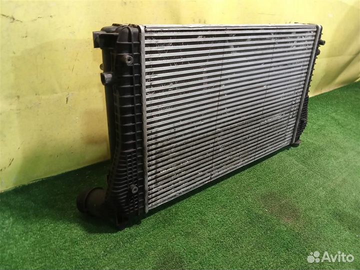 Кассета радиаторов Volkswagen Passat (B8) 2014