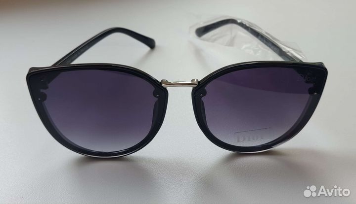 Солнцезащитные очки женские Италия