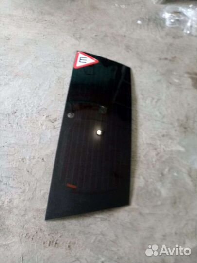 Заднее стекло на Сузуки грант витара