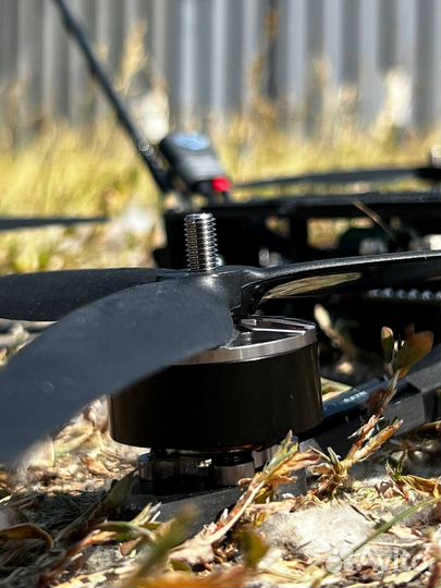 Квaдрoкоптeр fpv пиpaнья 7 и 10 дюйм