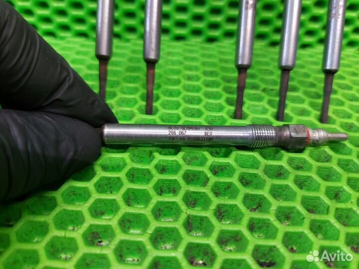 Свеча накаливания Volkswagen Touareg FL R-line