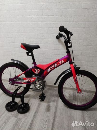 Велосипед детский 18 дюймов с доп колесами
