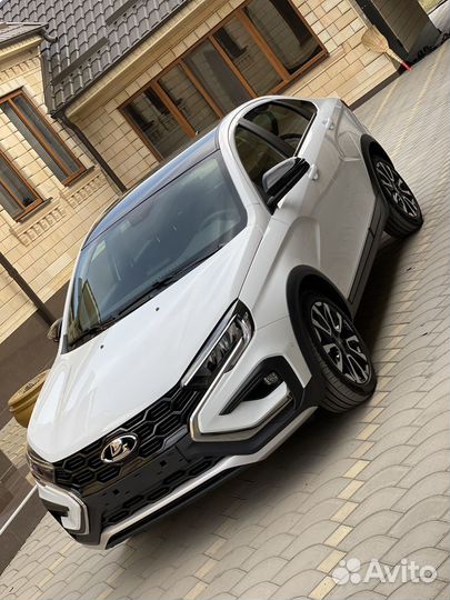 LADA Vesta 1.8 CVT, 2024, 7 800 км