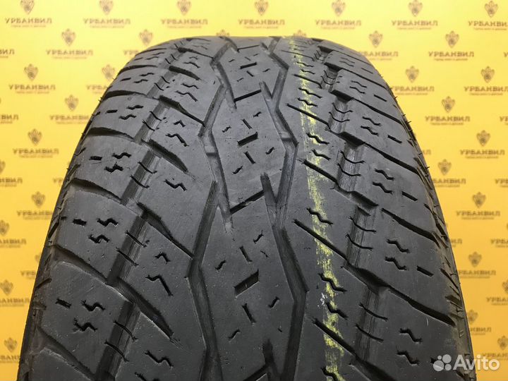 Toyo Open Country A/T Plus 265/65 R17