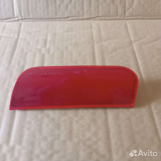 Катафот отражатель в задний бампер Ford Fusion