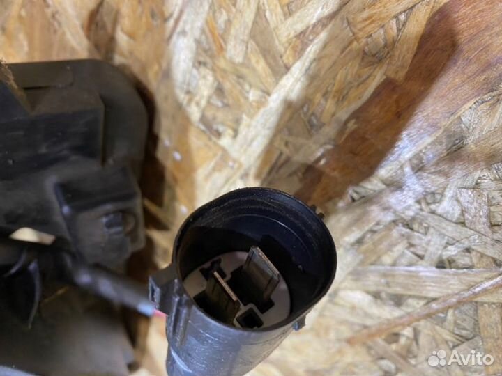 Диффузор вентилятор Ford Focus универсал 1.8 2006