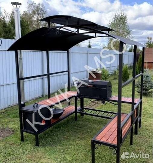 Беседка с мангалом