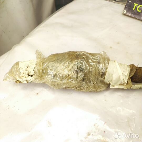 Левый привод Peugeot 406