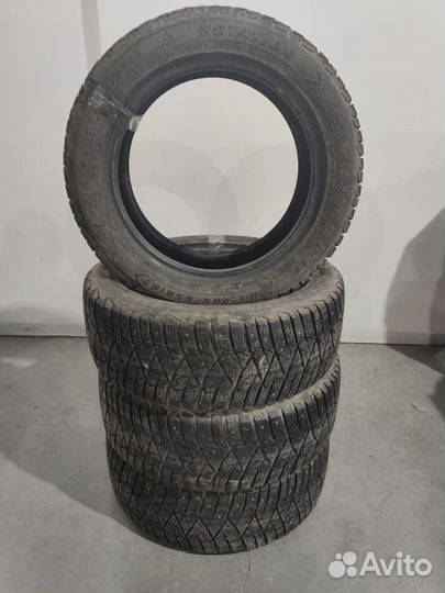 Goodyear Ultragrip 600 205/55 R16