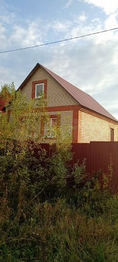 Дом 80 м² на участке 11 сот.