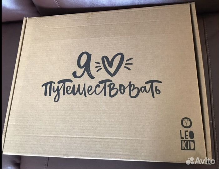 Детский столик в машину leokid