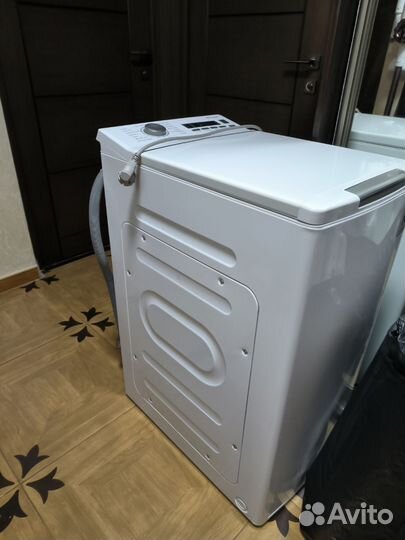 Стиральная машина с вертикальной загрузкой