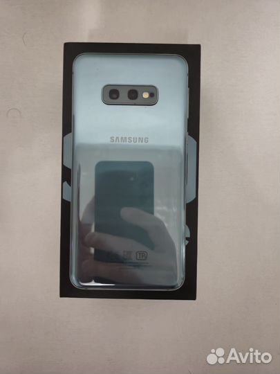 Samsung Galaxy S10e, 6/128 ГБ