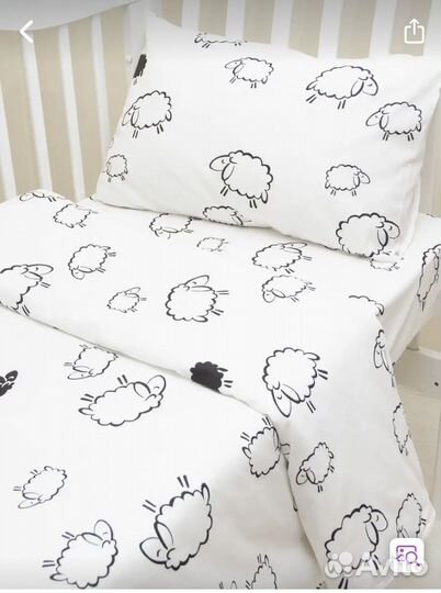 Кроватка с маятником, ящиком + бортики, белье