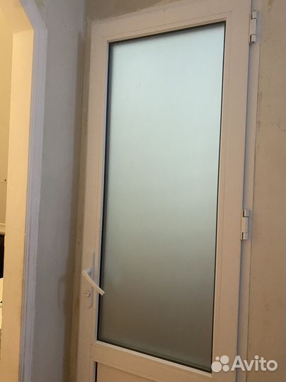 Двери пластиковые бу