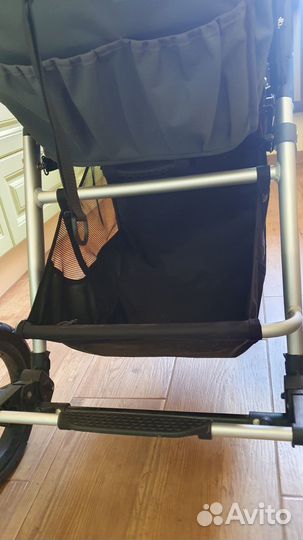 Прогулочная коляска Bumbleride indie