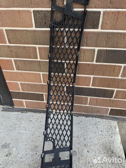 Решетка в передний бампер бмв х3 е83