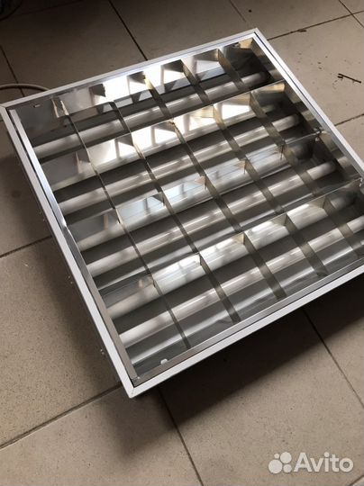 Светильник потолочный