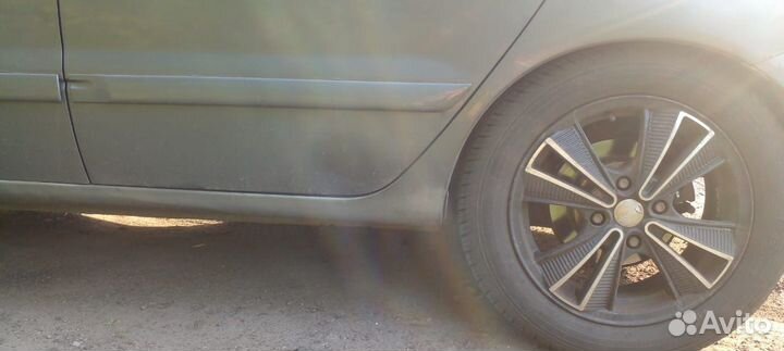 Mitsubishi Lancer 1.6 МТ, 2006, 187 000 км