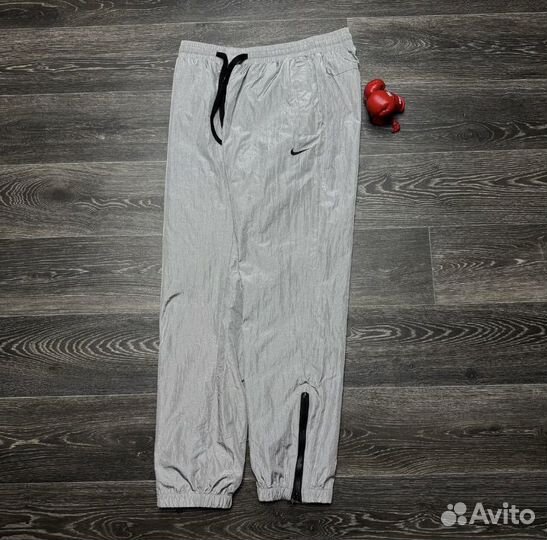 Спортивные штаны nike