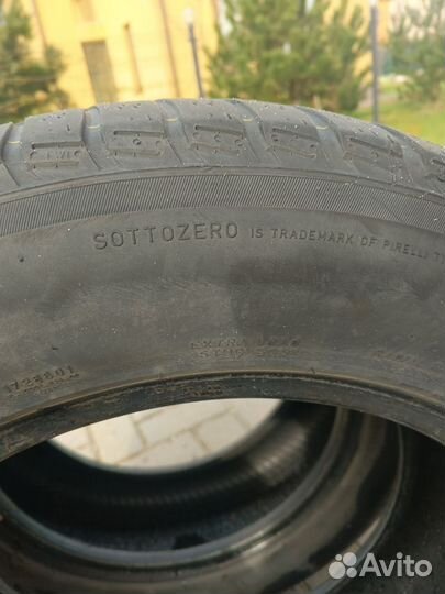 Pirelli Sottozero Winter 240 215/60 R16