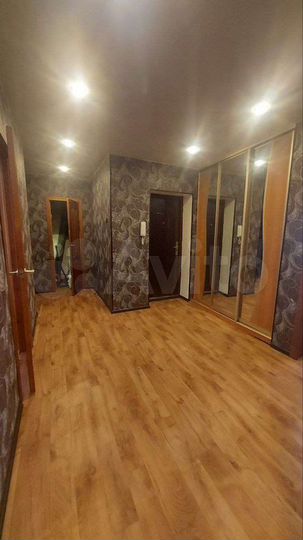 4-к. квартира, 117 м², 5/5 эт.