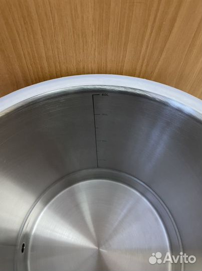 Кастрюля 40л lux