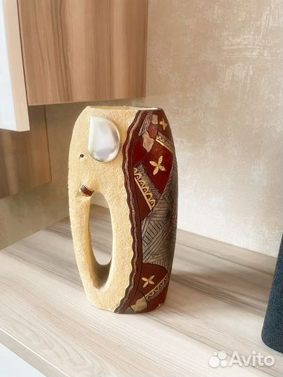 Ваза декоративная