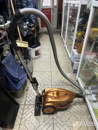 Пылесос Vitek