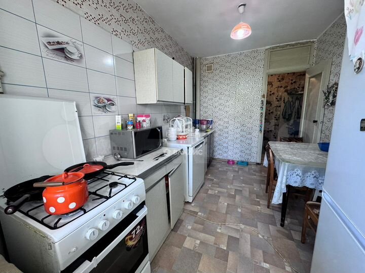 3-к. квартира, 67,4 м², 3/9 эт.