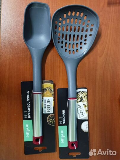 Шумовка и ложка