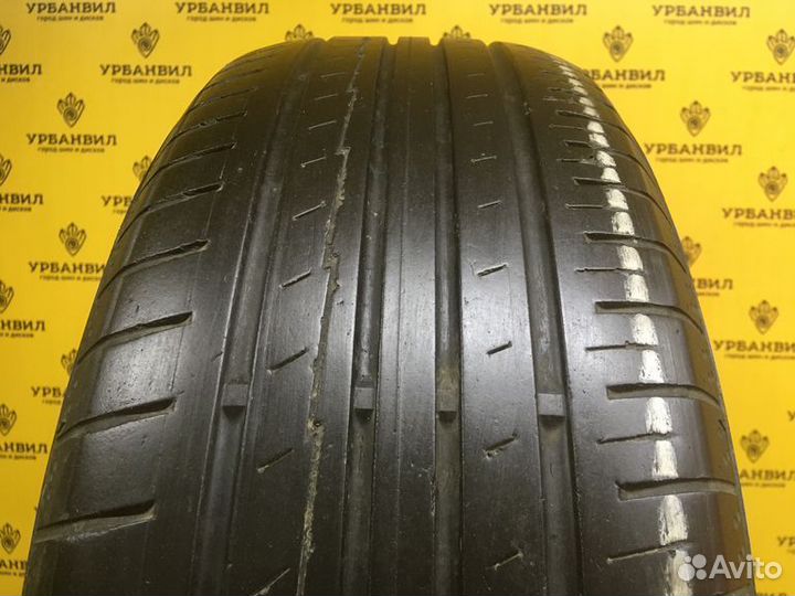 Yokohama BluEarth AE50 SUV 215/65 R17 99V