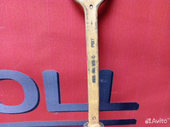 Щуп двигателя Audi A4 8D2 ADR