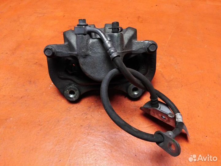 Суппорт тормозной передний левый Chevrolet Camaro