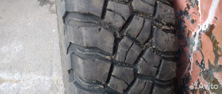 Bfgoodrich Mud-Terrain T/A KM3 245/75 R16