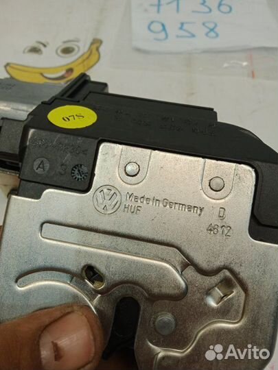 Замок багажника задний Porsche Cayenne 958 M48.02