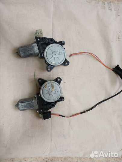 Моторчик стеклоподъемника киа