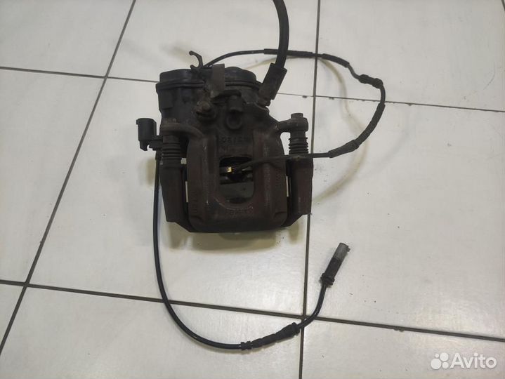 Суппорт задний правый BMW X3 F25