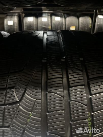 Pirelli Winter Sottozero 240 Serie II 295/30 R19 100V