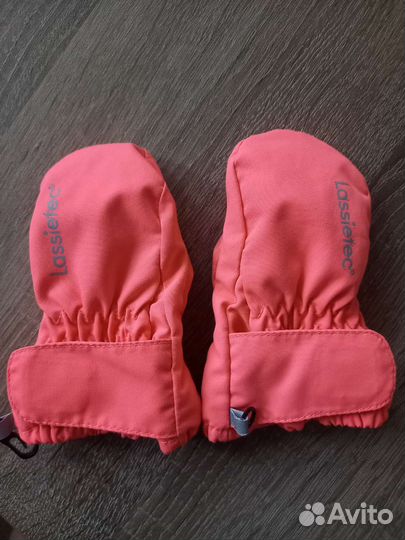 Шапки, чепчики, варежки