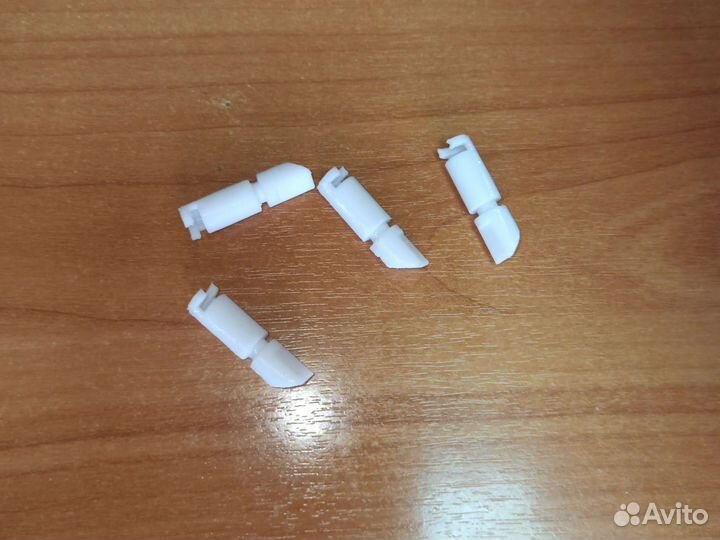 Язычок лючка бензобака Nissan Infinity