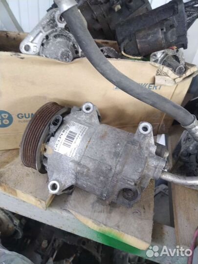 Компрессор кондиционера Renault Megane 2