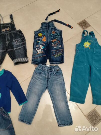 Пакет вещей для мальчика. Джинсы. Комбинезоны
