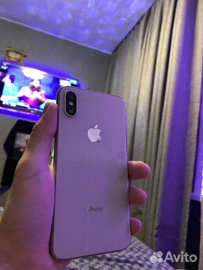 iPhone Xs, 64 ГБ